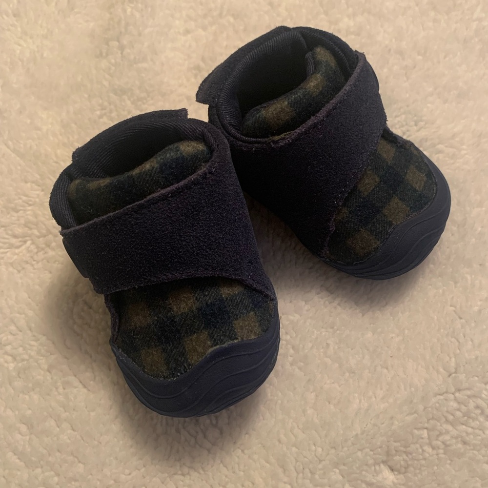 Stride Rite Shoes - Picture 2 of 5